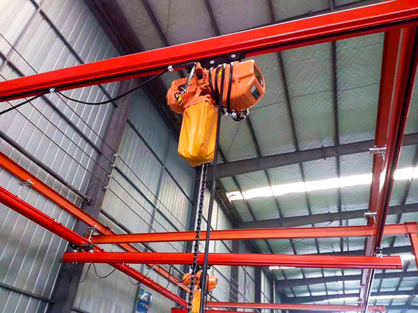 懸掛式、站柱式懸臂起重機