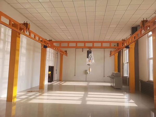懸掛式起重機(jī)